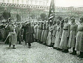 Смотр частей, отправляющихся на польский фронт. Москва, 1920